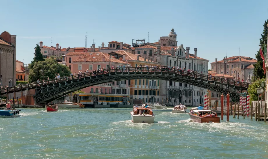 Понт дель Академія (Ponte dell Accademia)