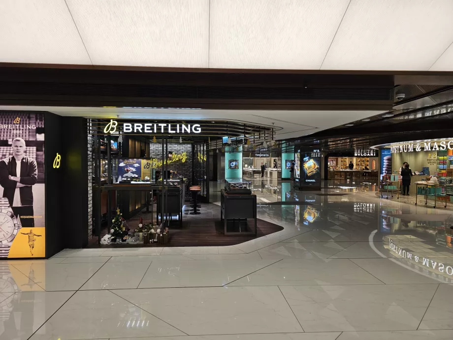 Магазин Breitling, аеропорт HKG