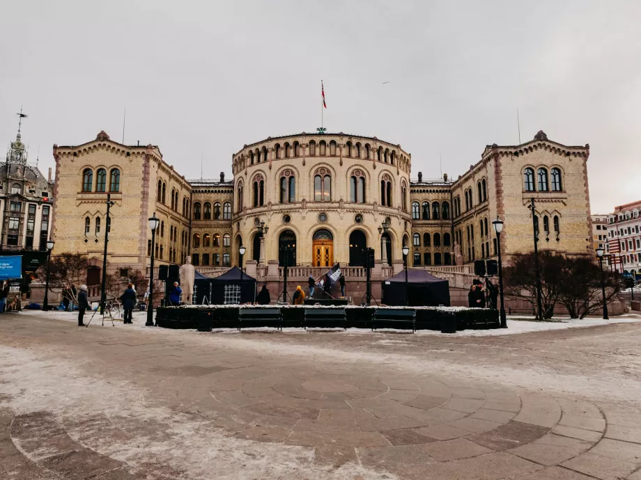 Будівля парламенту в Осло