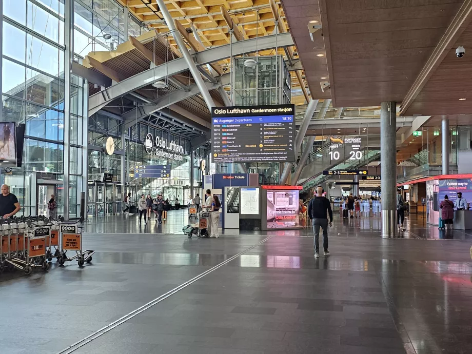 Вхід на залізничний вокзал - Oslo Lufthavn