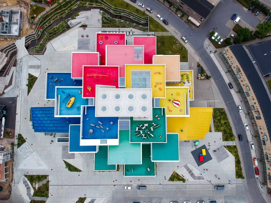 Безпілотник Lego House