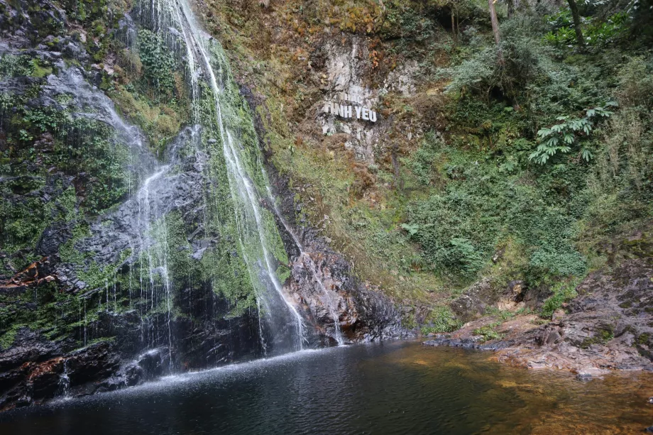 Водоспад кохання, долина Муонгхоа